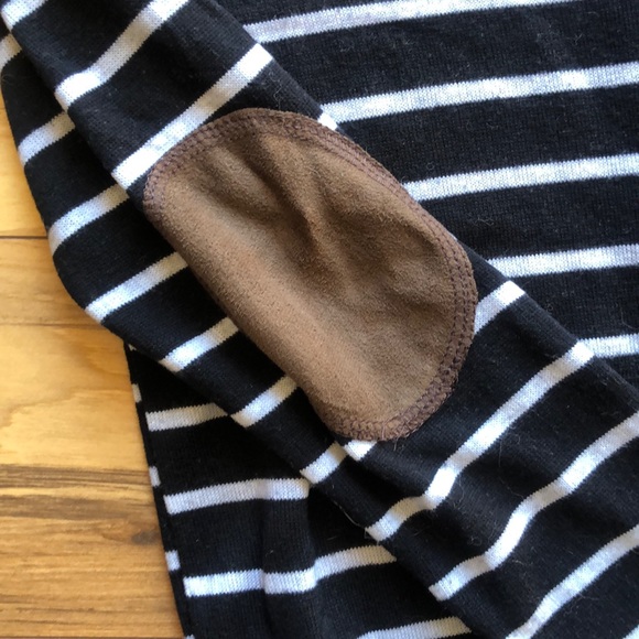 Cardigan - Picture 2 of 4